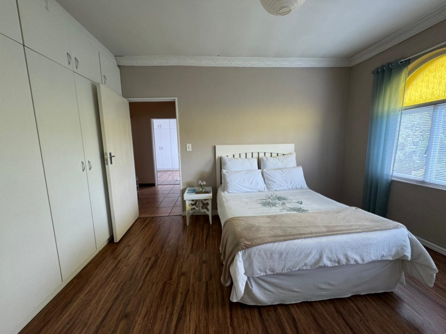 3 Bedroom Property for Sale in Park Village Western Cape